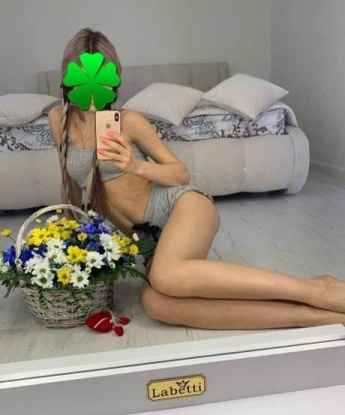 Наталья, 23 года, 2 размер груди